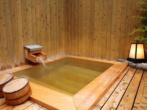 貸切露天風呂「千と千尋の湯」